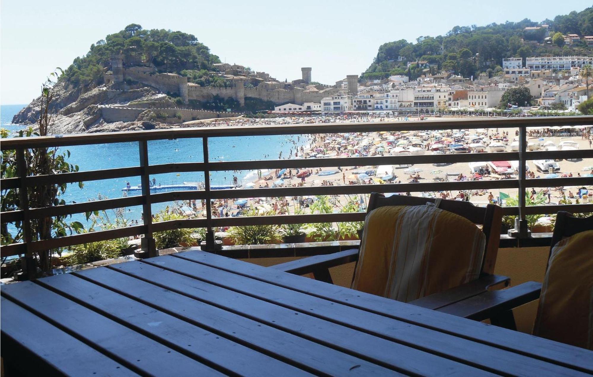3 Bedroom Gorgeous Apartment In Tossa De Mar Ngoại thất bức ảnh