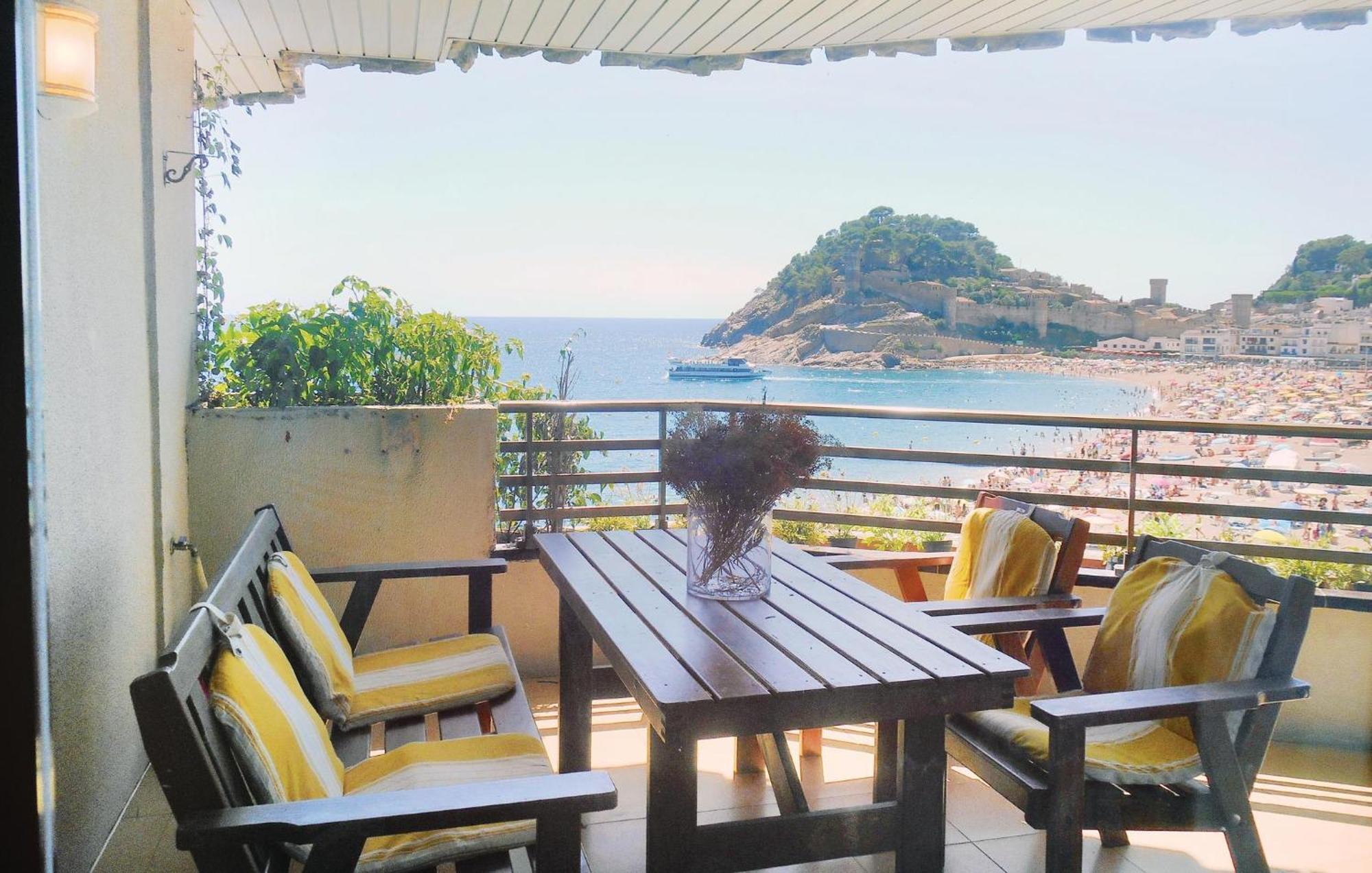 3 Bedroom Gorgeous Apartment In Tossa De Mar Ngoại thất bức ảnh