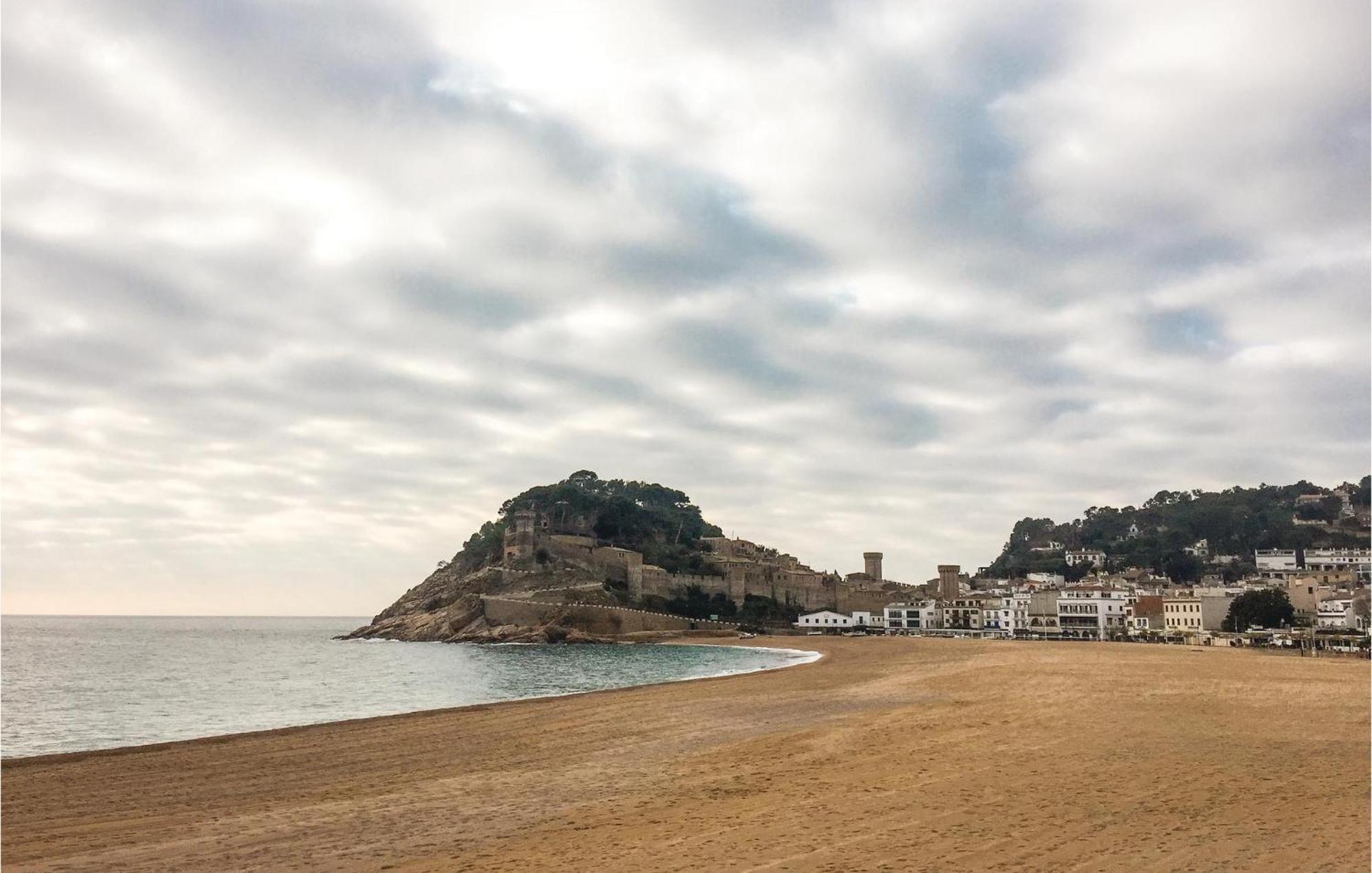 3 Bedroom Gorgeous Apartment In Tossa De Mar Ngoại thất bức ảnh