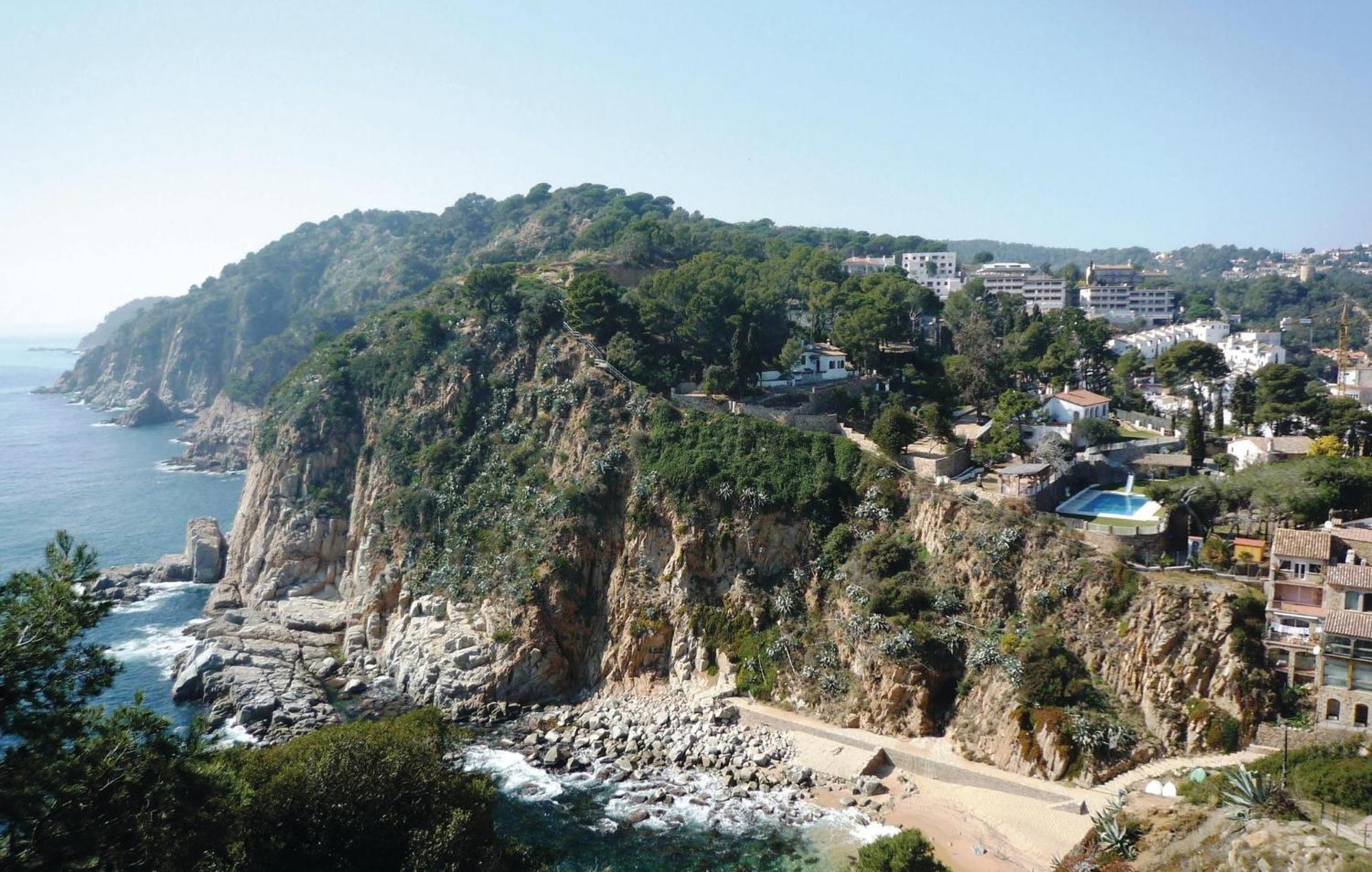 3 Bedroom Gorgeous Apartment In Tossa De Mar Ngoại thất bức ảnh