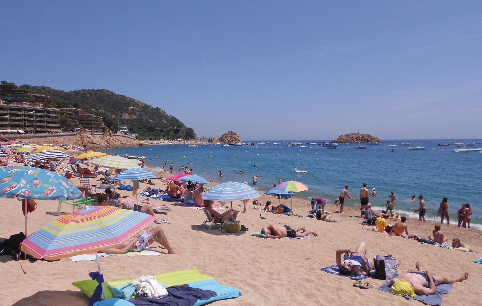 3 Bedroom Gorgeous Apartment In Tossa De Mar Ngoại thất bức ảnh